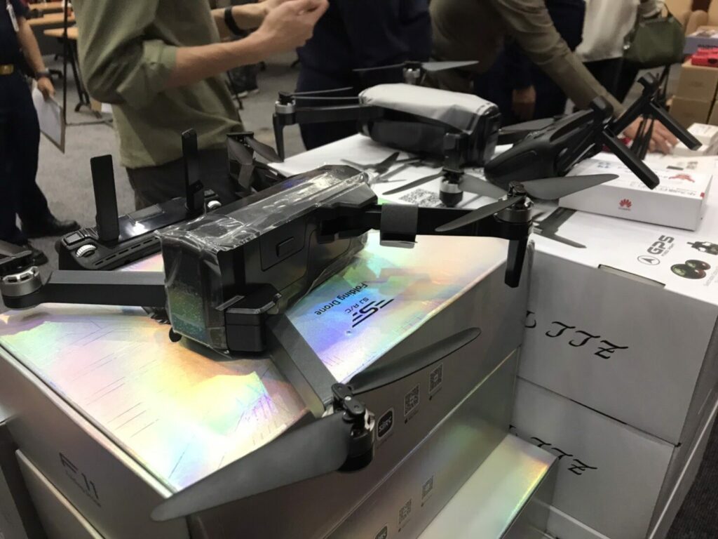 จับ ‘วิทยุ-โดรนเถื่อน’