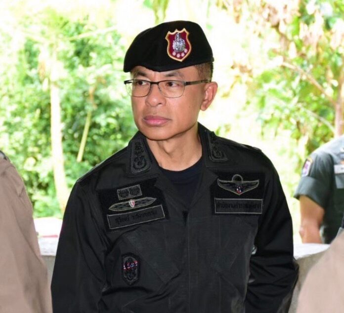 พล.ต.อ.สุวัฒน์ แจ้งยอดสุข