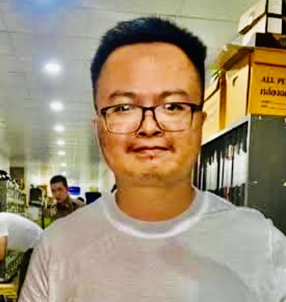 อานนท์ นำภา