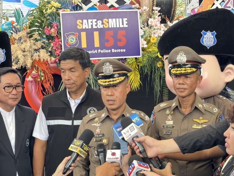 ตำรวจท่องเที่ยวร่วมกับภาคีเครือข่ายปล่อยแถวสร้างความเชื่อมั่นแก่นทท.ช่วงเทศกาลสงกรานต์