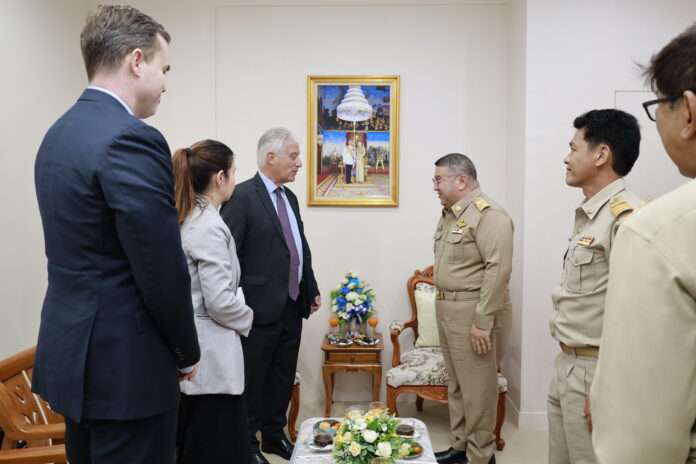 ทูตเยอรมัน ศอ.บต. ปก