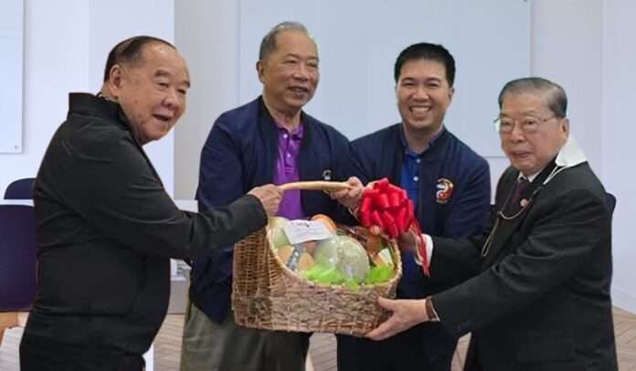 ประวิตร หัวเฉียว ปก