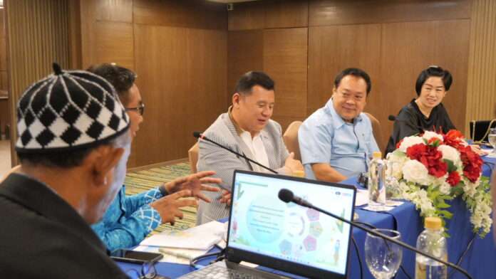 ทวี สอดส่อง เครือข่ายเกษตรกร จชต. ปก