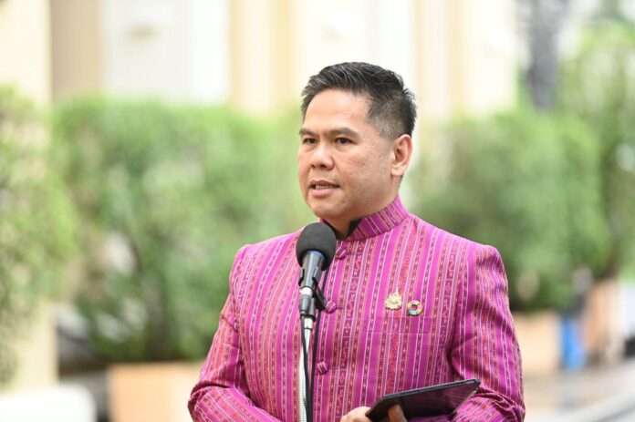 วราวุธ ศิลปอาชา