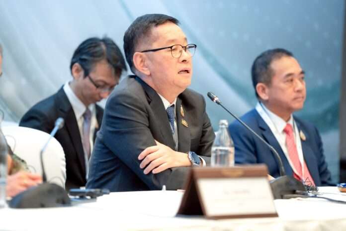 ประเสริฐ