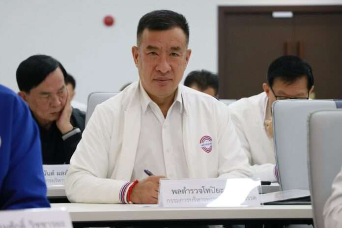 ปิยะ ต๊ะวิชัย