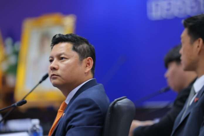 คริษฐ์ ปานเนียม ปก