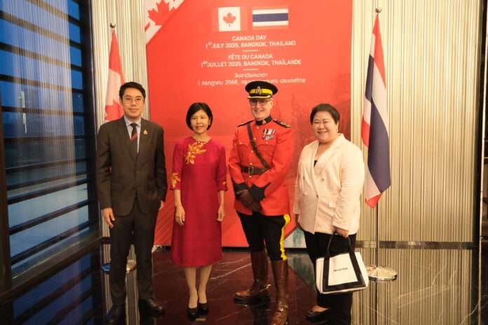 รวิศ ทูตแคนาดา ปก