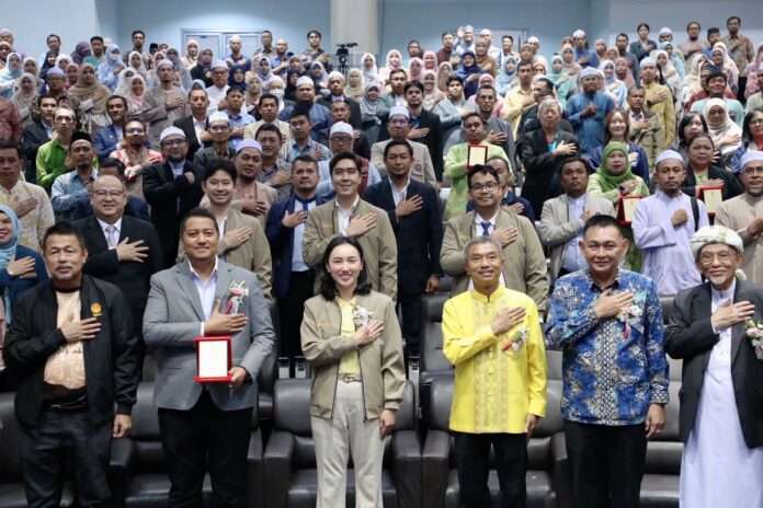 ลิณธิภรณ์ มุสลิม หมู่