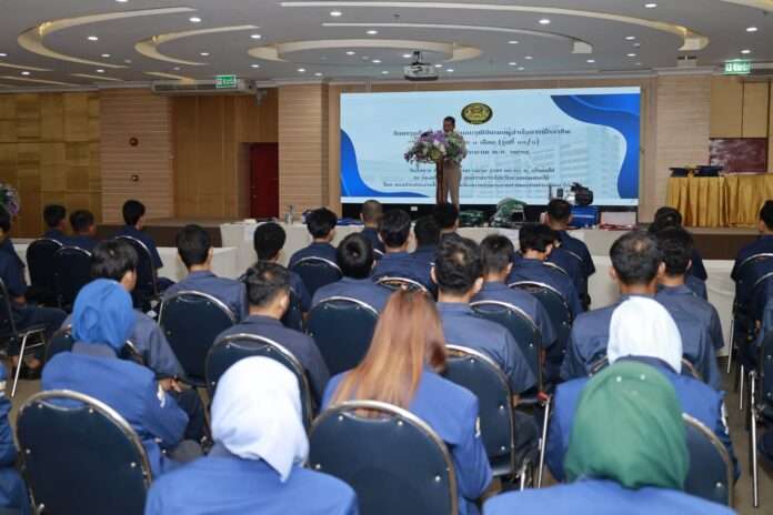 ศอ.บต. มอบวุฒิบัตร ปก