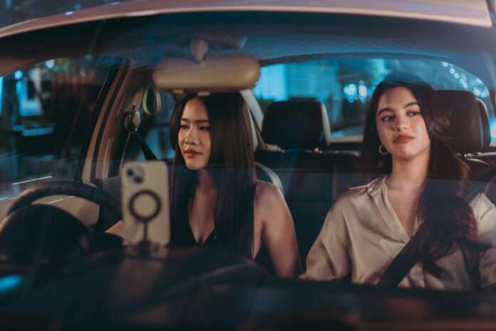 รักขบวนนี้หัวใจเกือบวาย