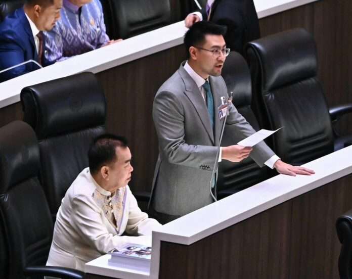 อัครแสนคีรี