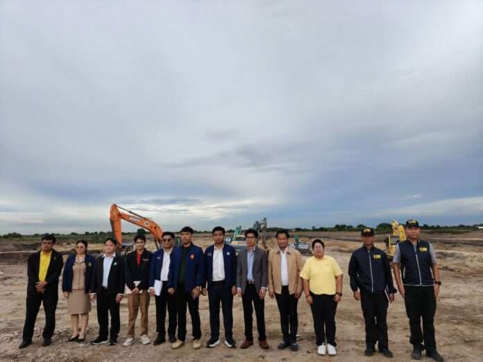 กมธ.ที่ดิน ปก