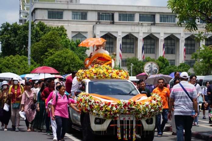 คเณศจตุรถี ขบวนแห่