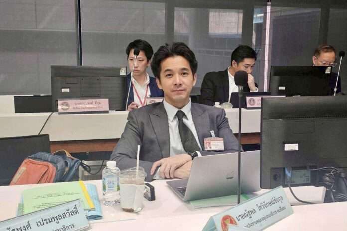 ณัฐพล โตวิจักษณ์ชัยกุล