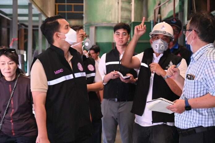 ฐาปกรณ์ กุลเจริญ ตรวจ รง.