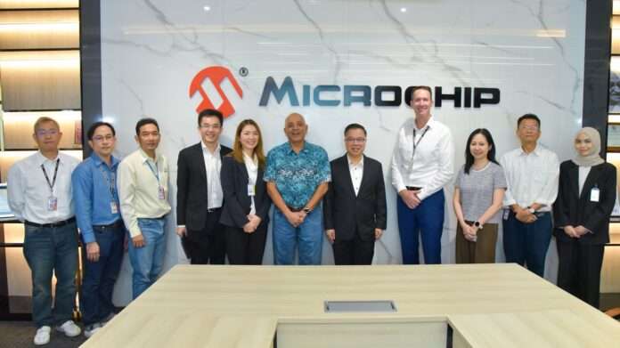 นฤตม์ ไมโครชิพ