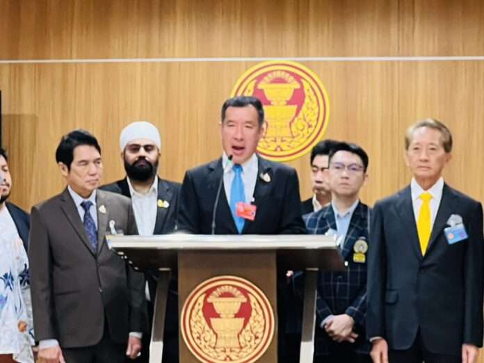 ปิยะ สภา