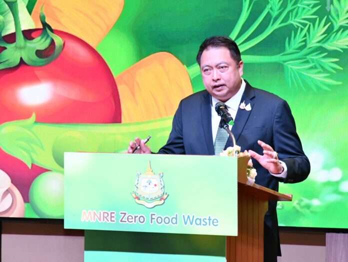 สุชาติ ชมกลิ่น