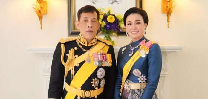 ในหลวง ราชินี