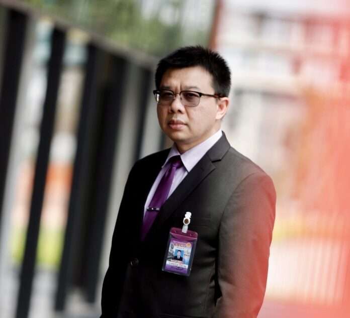 พลรักษ์