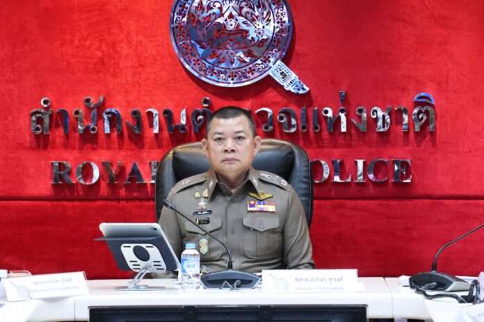 ธนา ชูวงศ์