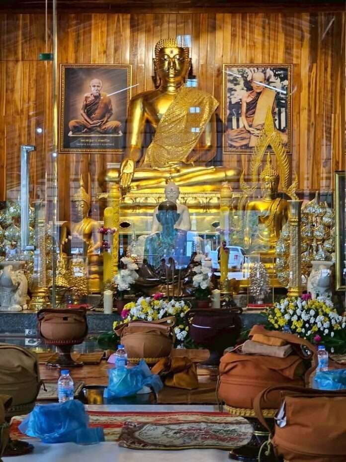 หลวงพ่อสำเร็จทุกประการ