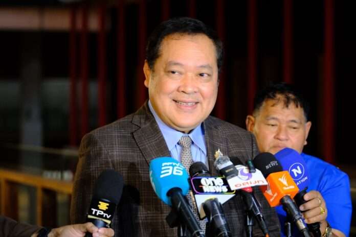 ทวี
