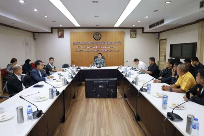 ปิยะศิริ ประชุม