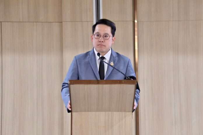 พัฒนา พร้อมพัฒน์