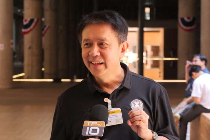 สุนทร พฤกษ์พิพัฒน์