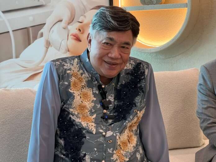 เสรี วงษ์มณฑา