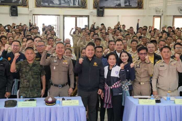 พลพีร์ ตรวจราชการ