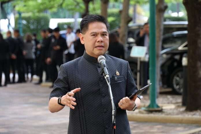 วราวุธ