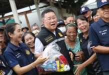 “ประเสริฐ” ถึงน่านแล้ว ลงพื้นที่บัญชาการช่วยเหลือสถานศึกษาถูกน้ำท่วม ระดมอาชีวะอาสา–Fix It Center ฟื้นฟูโรงเรียนและดูแลประชาชนเต็มกำลัง