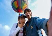 ส่องเมจิกโมเมนต์ “ณเดชน์-มินนี่” จีบซ้ำทุกวัน เปิดเคมีหวานปนฮา “HENRY’s First Dates”