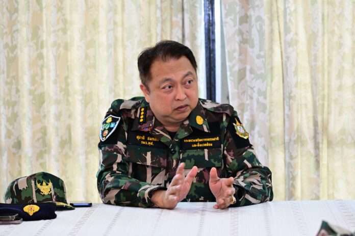 สุชาติ ชมกลิ่น 1