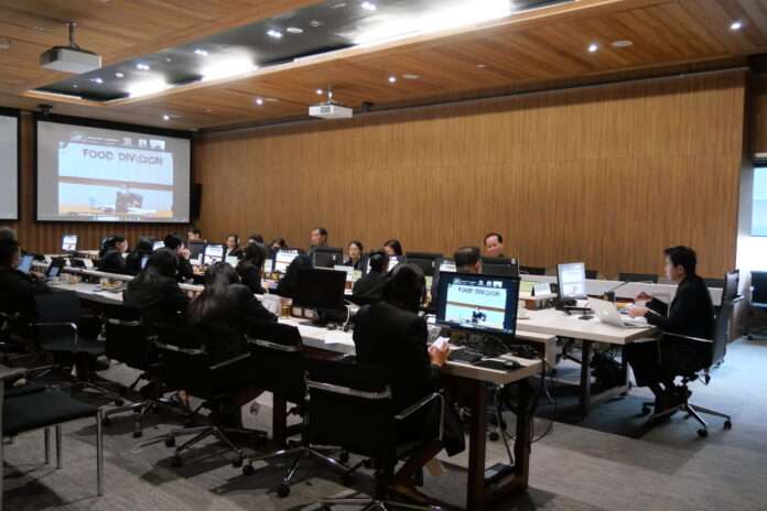 สุนทร พฤกษพิพัฒน์ ประชุม กมธ.