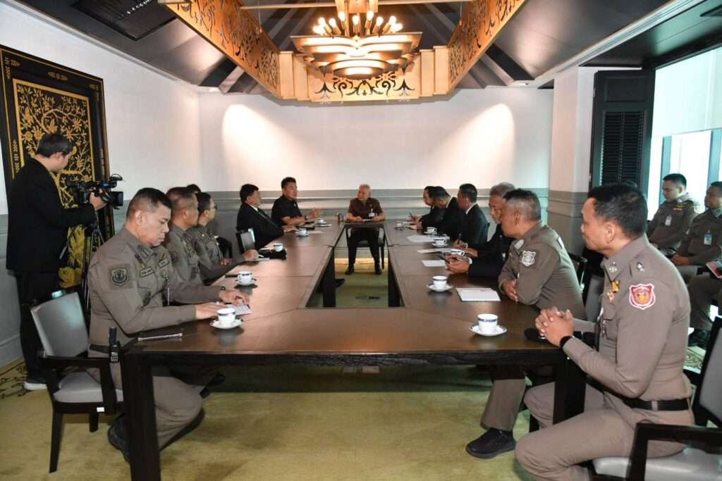 โสภณ ซารัมย์