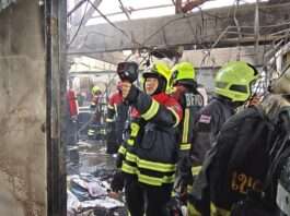 ไฟไหม้ห้องพักครูชั้น 4 โรงเรียนสวนกุหลาบธนบุรี ครูสำลักควันเจ็บ 1 ราย