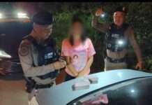 ตร.ทางหลวงร่วมสืบสวนสระแก้ว ดักจับสาวขับรถรับส่งยาบ้า พบของกลาง 4,000 เม็ด ซุกใต้เบาะคนขับสารภาพรับจ้างขนยาให้ลูกค้า ค่าจ้างแค่พันบาท