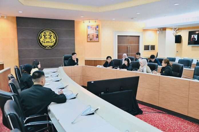 ชนธัญ ประชุม ชนธัญ