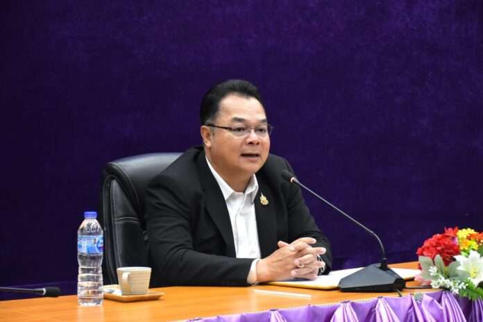 ภูวเดช สุระโคตร