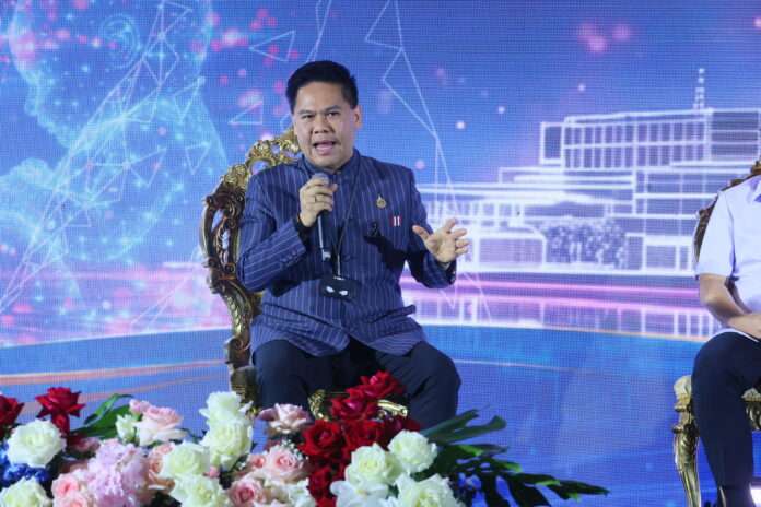 วราวุธ ศิลปอาชา วราวุธ ศิลปอาชา