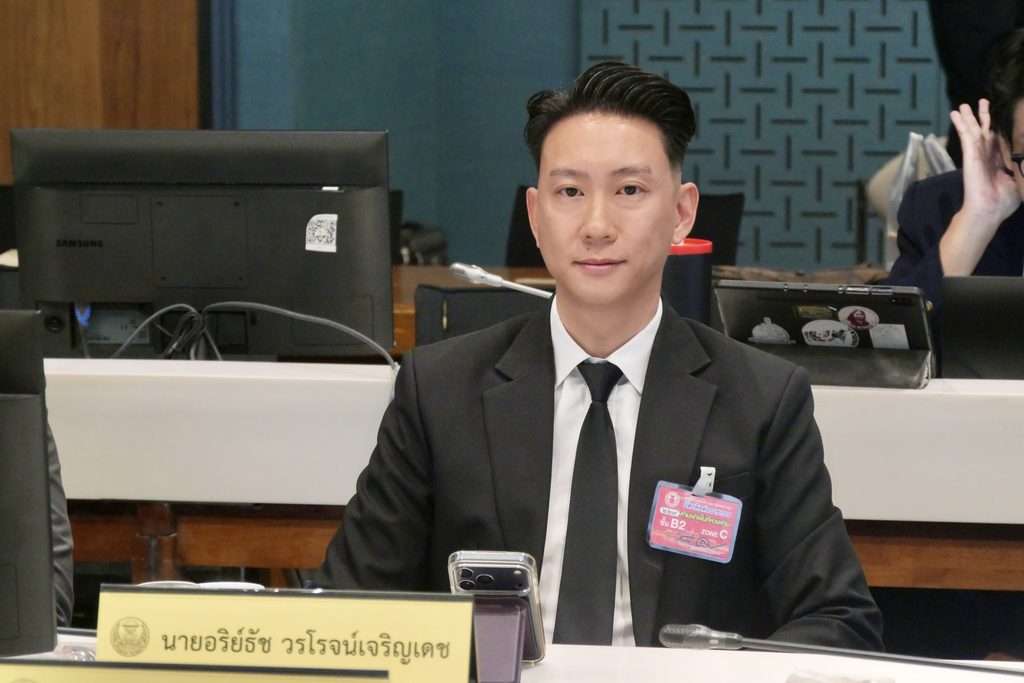 เบนซ์ เรซซิ่ง