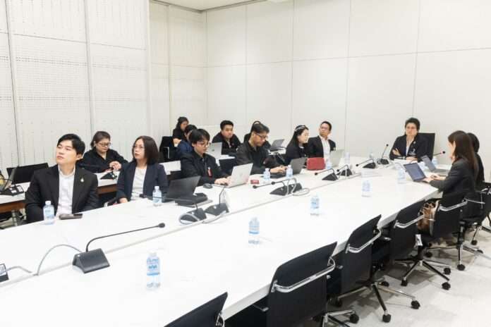 แนน บุณย์ธิดา สมชัย ประชุม