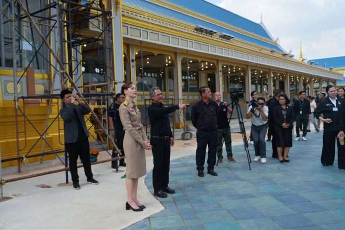 ซาบีดา ตรวจ พระเมรุมาศ พระพันปีหลวง ซาบีดา ตรวจ พระเมรุมาศ พระพันปีหลวง