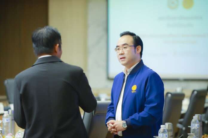 ประเสริฐ พัฒนผลไพบูลย์ ประเสริฐ พัฒนผลไพบูลย์