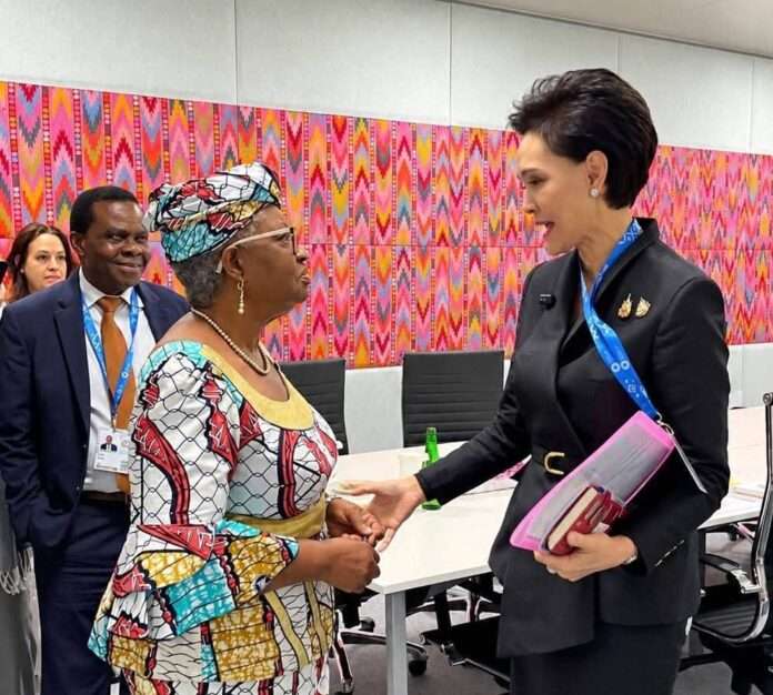 ศุภจี สุธรรมพันธุ์ Ngozi Okonjo-Iweala ศุภจี สุธรรมพันธุ์ Ngozi Okonjo-Iweala