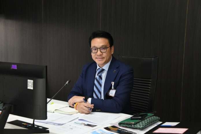สกลธี ภัททิยกุล สกลธี ภัททิยกุล